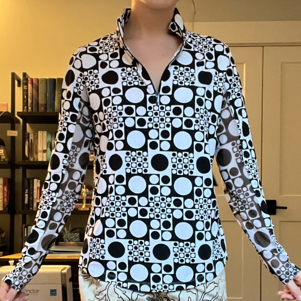 IBKUL Black and White Sun Protection Shirt